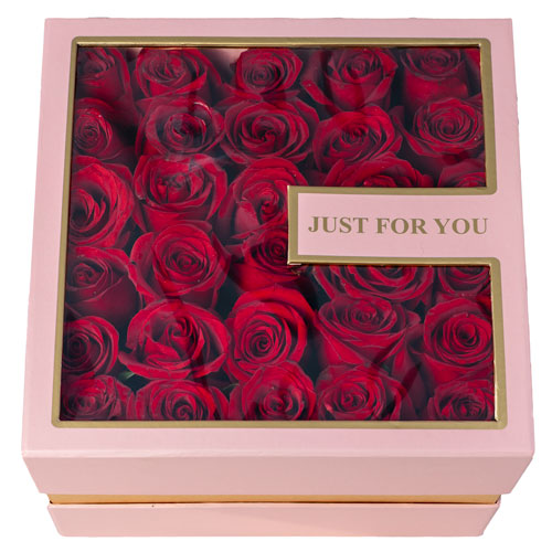 Roses in square pink box